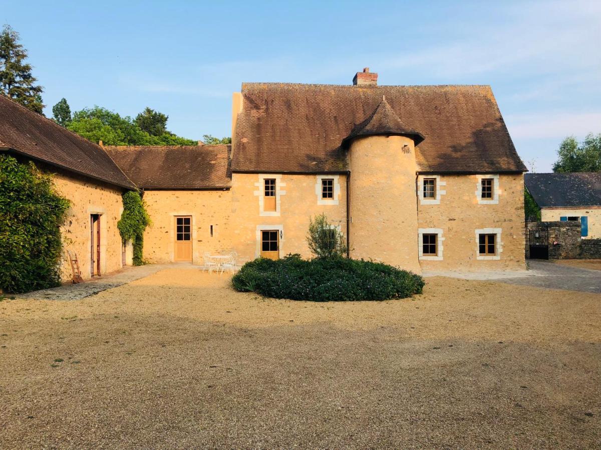 Asnieres-sur-Vegre 마누아르 드 라 바세 쿠르 B&B 외부 사진